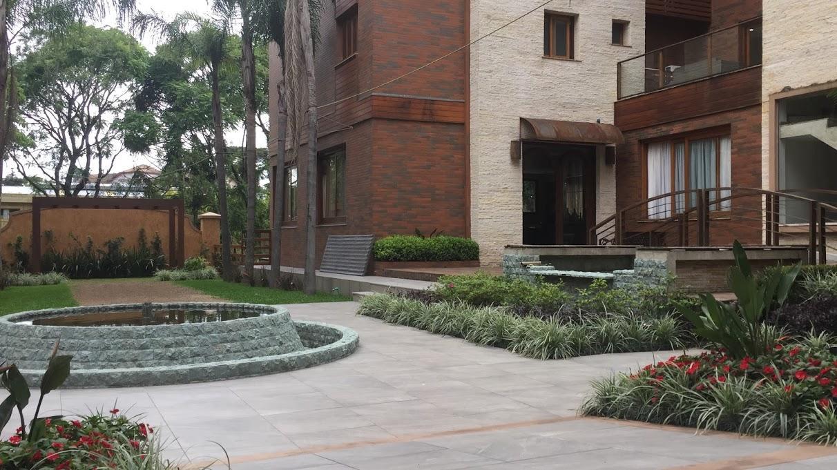 Apto Lindo E Novo No Centro Gramado Exterior photo